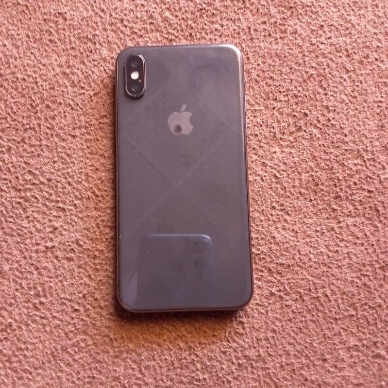 Apple iPhone X 3