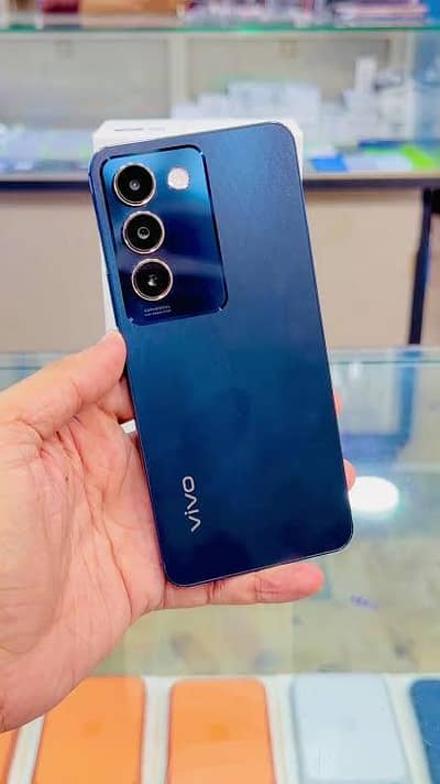 Vivo Y100