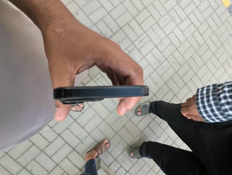 iPhone 15 0