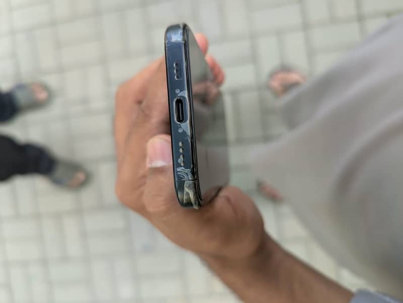 iPhone 15 1