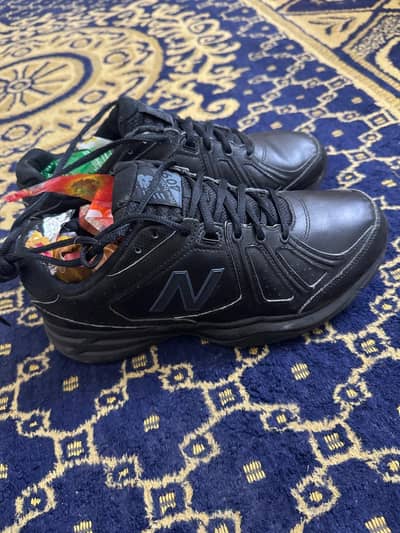 NB Original shoes for sale.