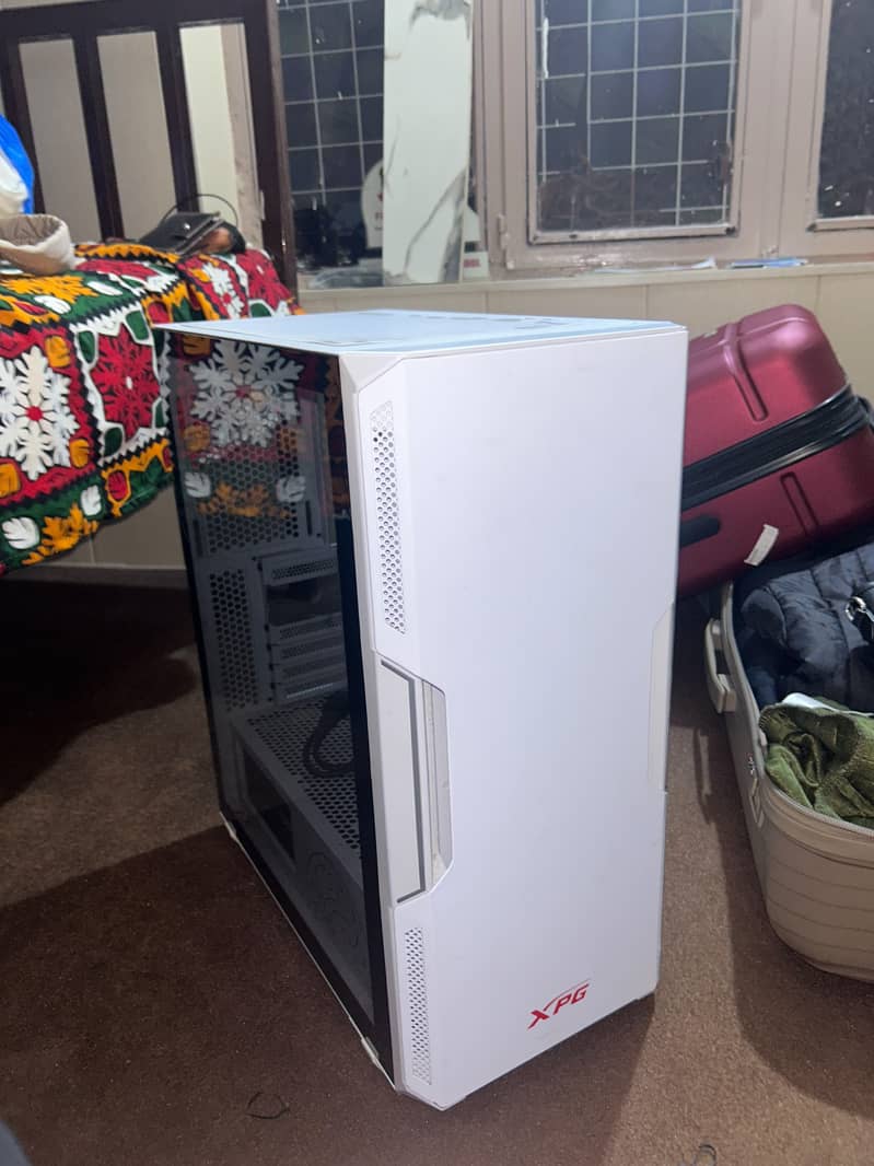 used gaming PC casing 0