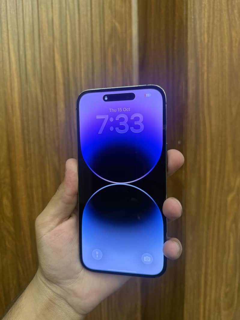 Apple iPhone 14 Pro Max 1