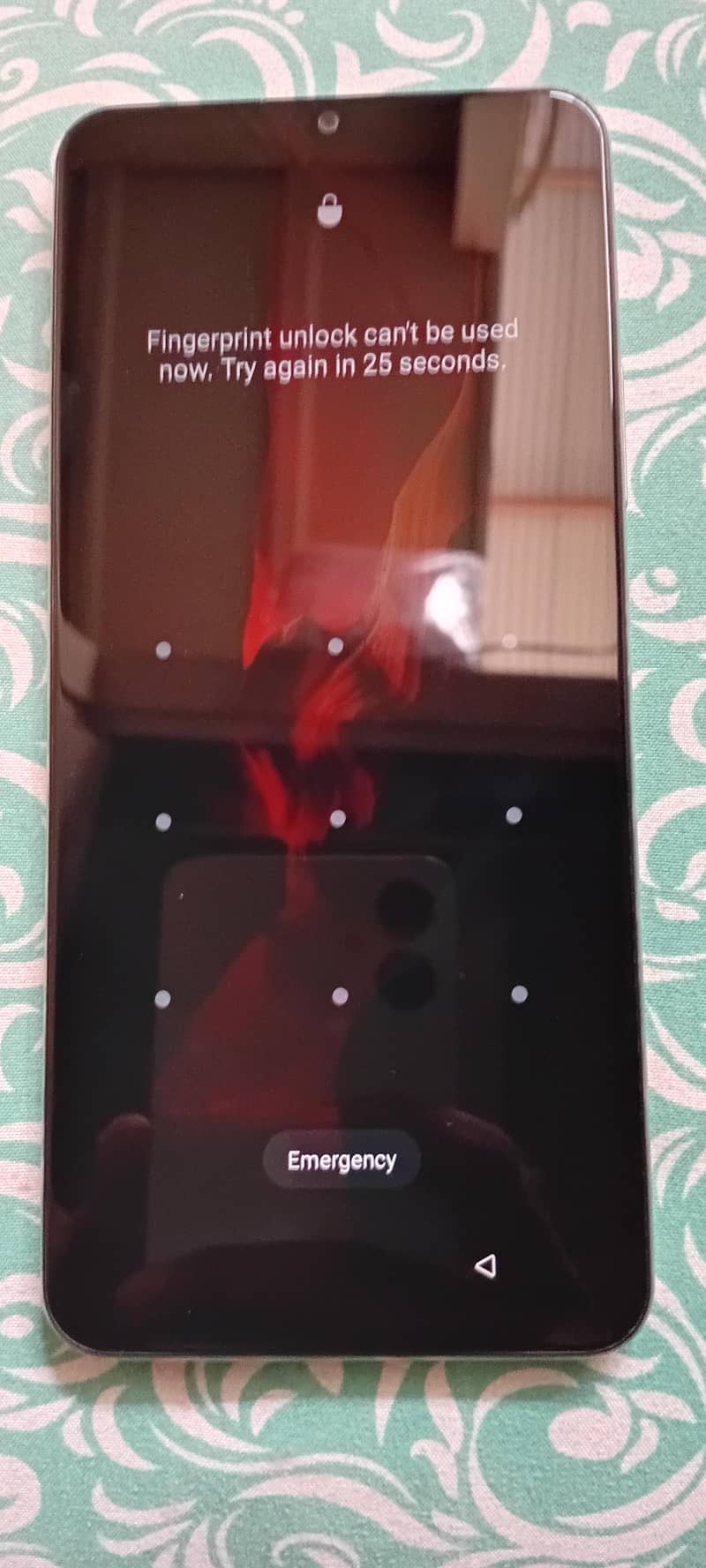 Real Me Note 70 1