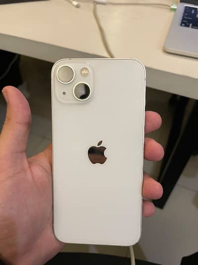 Apple iPhone 13