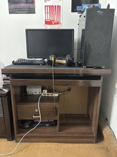 Computer Table