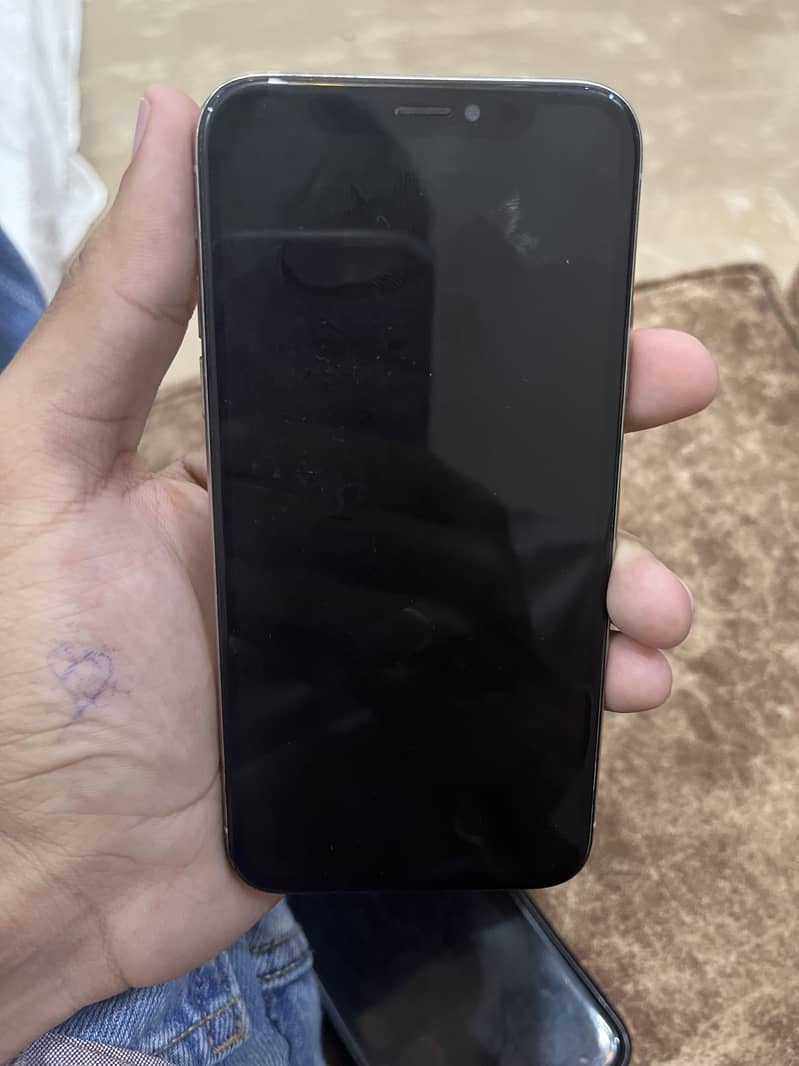 Apple iPhone X 0