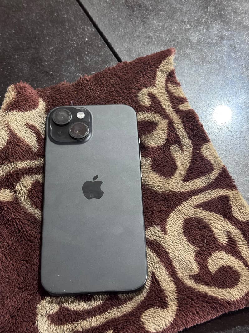 Apple iPhone 15 1