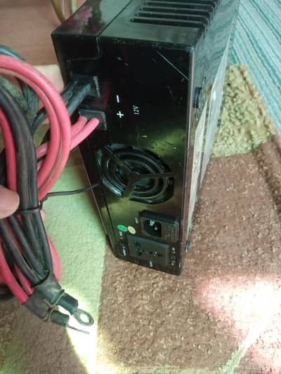 1000 watts ups
