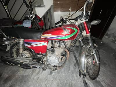 125 2013 model for sale
