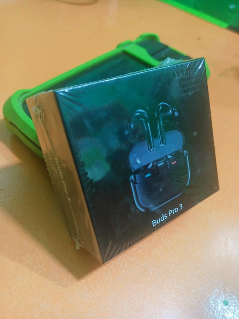 Buds Pro 3 2