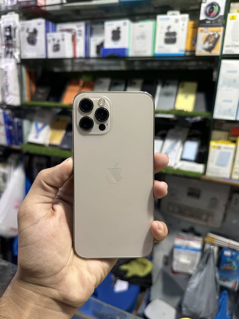 Apple iPhone 12 Pro 0