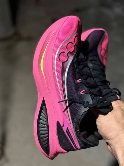 Saucony endorphin pro 5 latest 2026 model