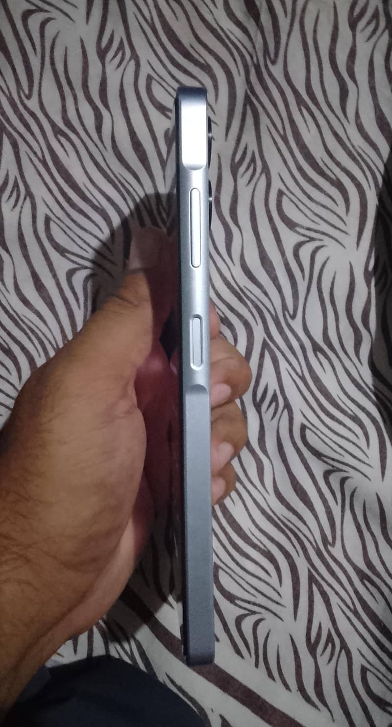 Samsung Mobile A06 1