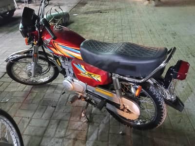 honda 125 red karachi registered