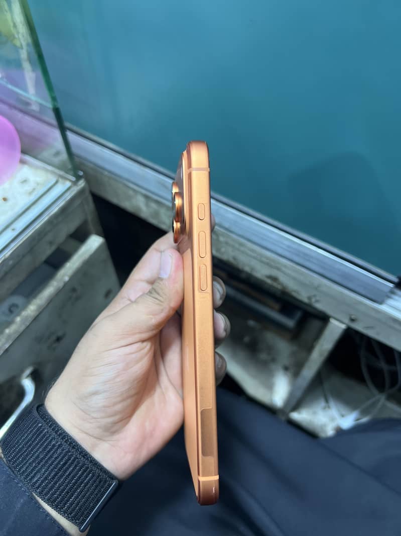Apple iPhone 17 Pro Max 1