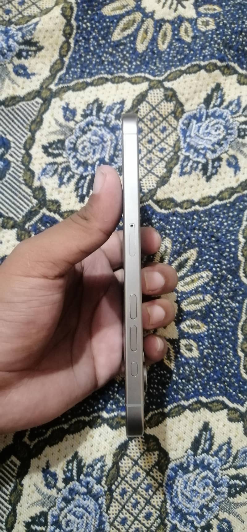 Apple iPhone 15 Pro Max 5