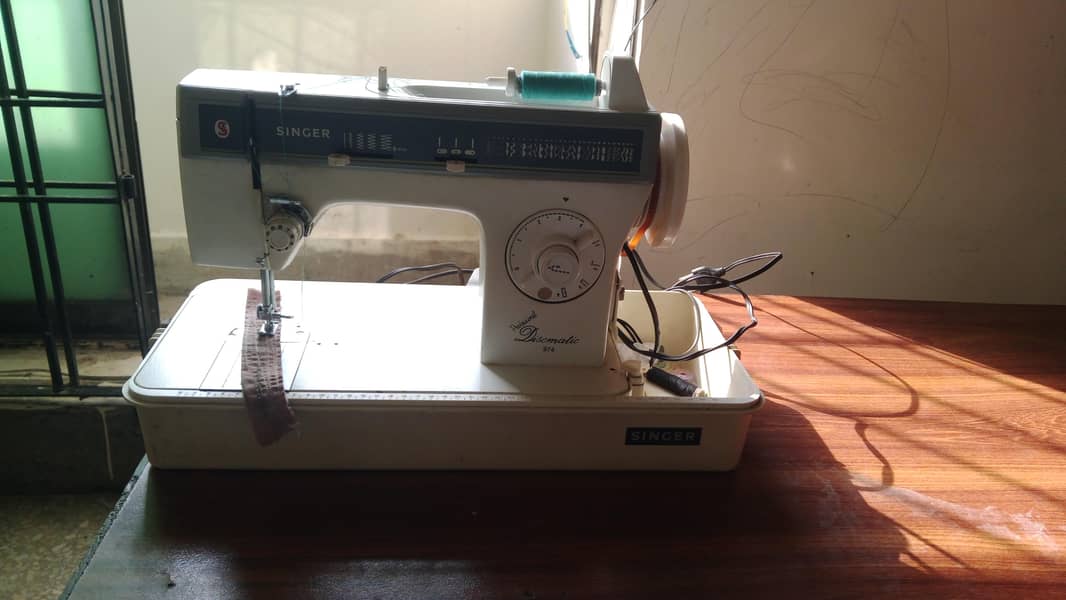 Singer Model 947 4