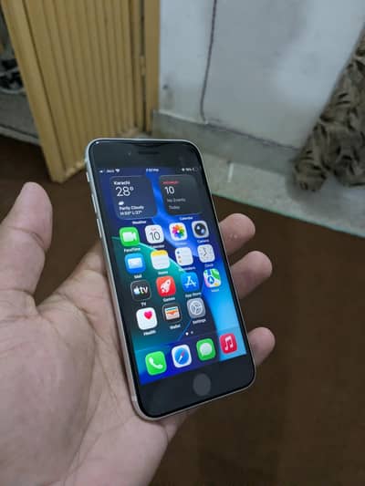 Apple iPhone SE 2020 Pta Approve