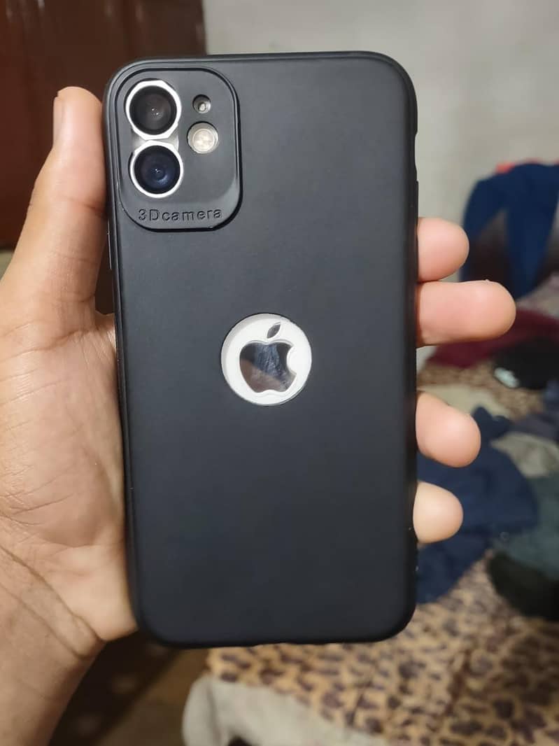 Apple iPhone 11 7