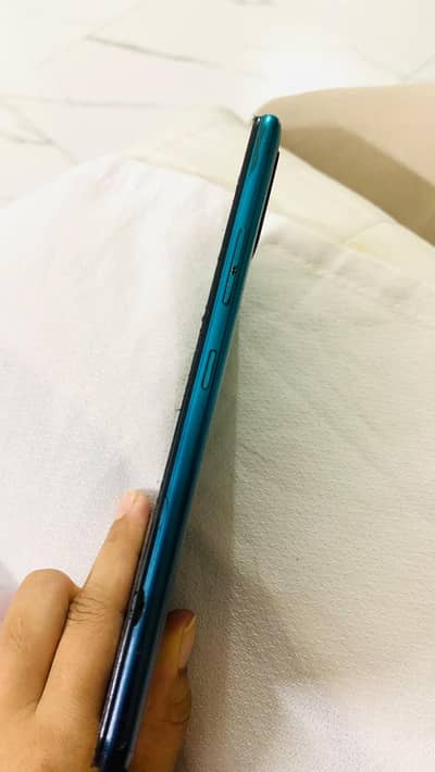 Infinix hot 10 blue color-fully working