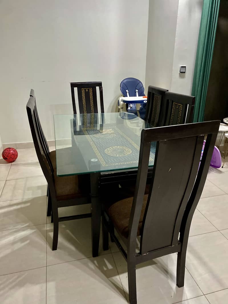 Dinning table 6 seater 3