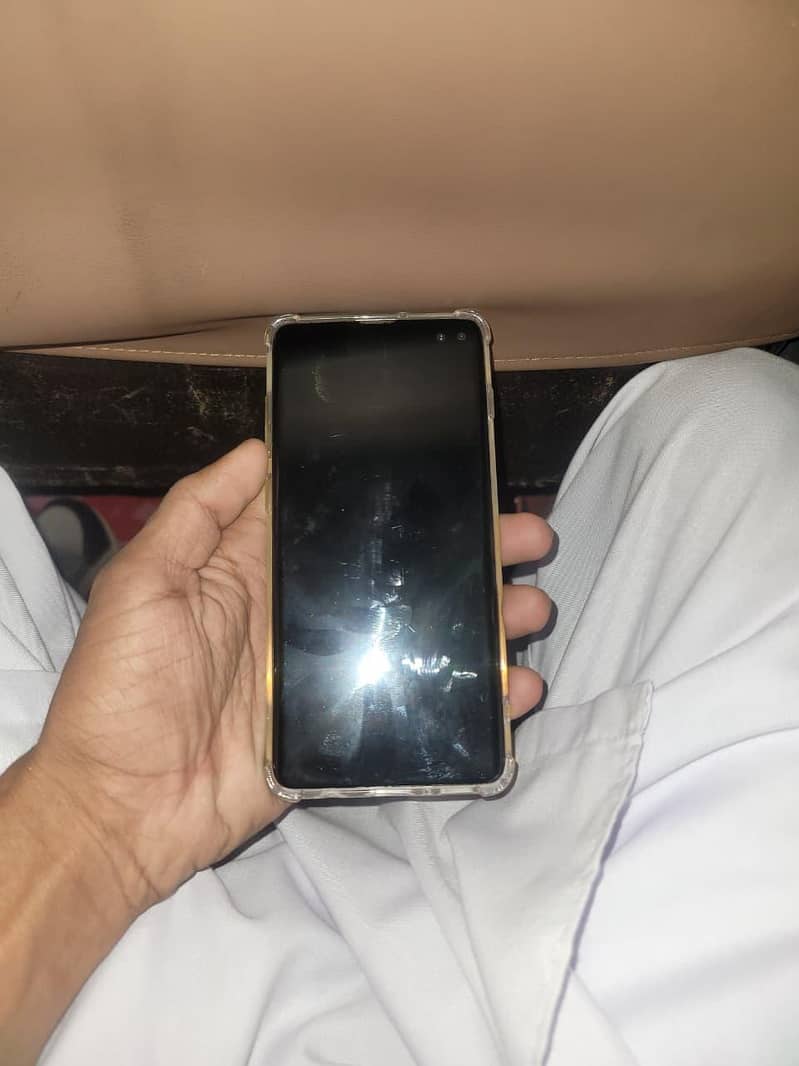 Samsung Mobile S10 Plus 1