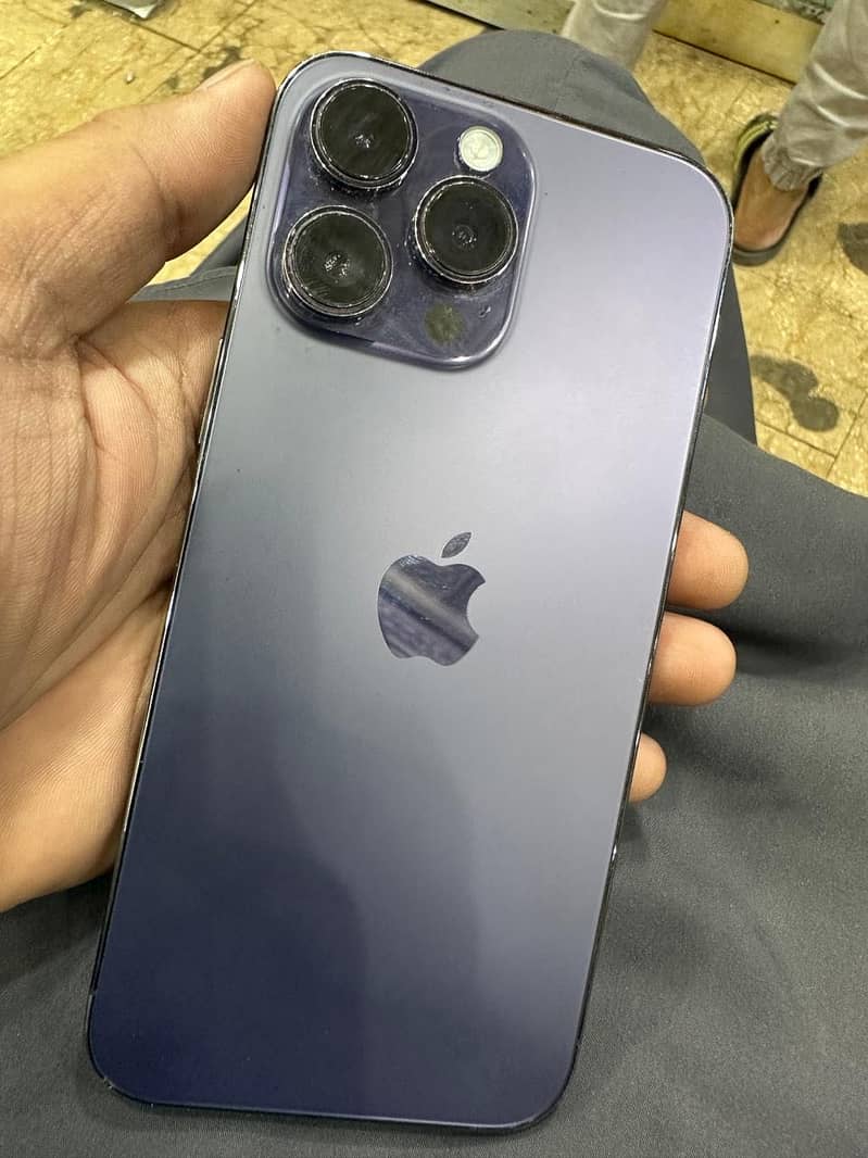 Apple iPhone 14 Pro Max 0
