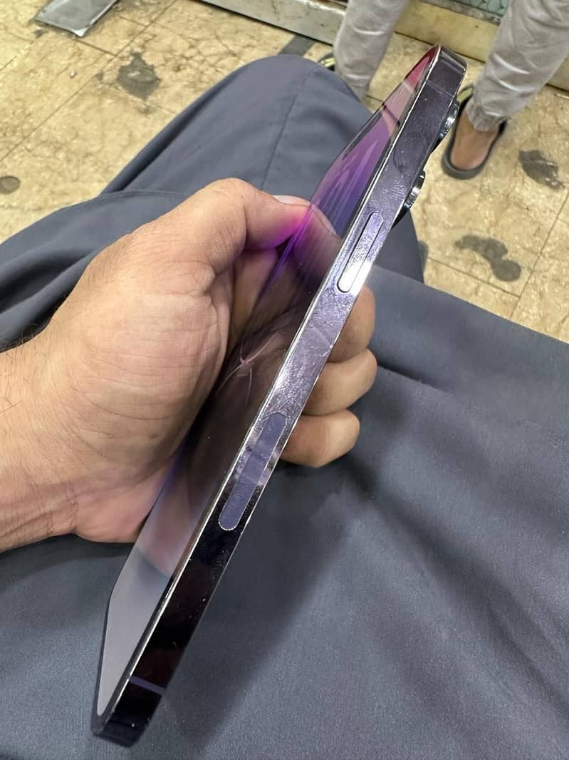 Apple iPhone 14 Pro Max 5