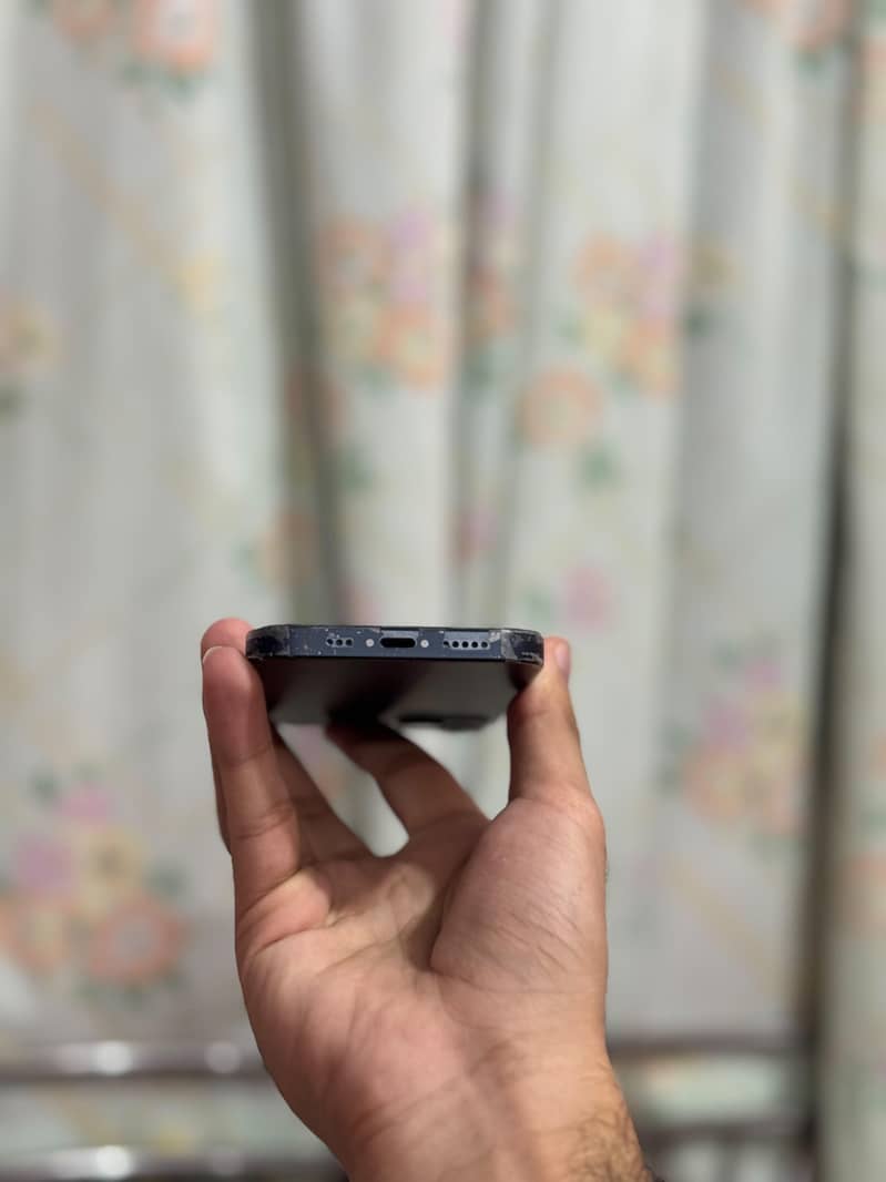 Apple iPhone 13 sim working 2