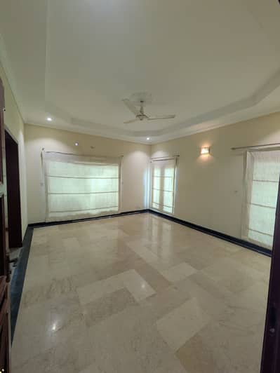 DHA PHASE 5 1 KANAL UPPER PORTION AVAILABLE FOR RENT