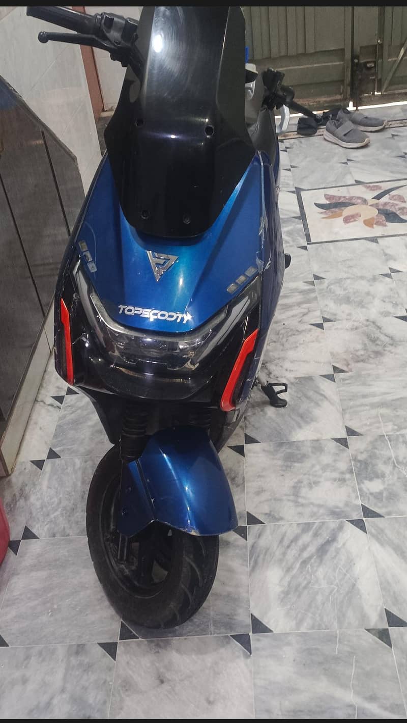 Top Scooty 1