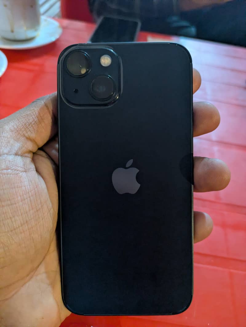Apple iPhone 13 1