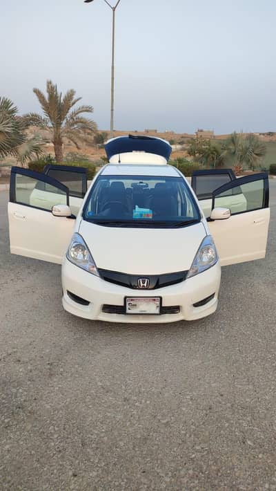 Honda Fit Shuttle 2012