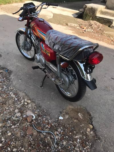 HONDA 125 25/26 MODEL UNREGISTERED URGENT SALE CONDITION 10/10