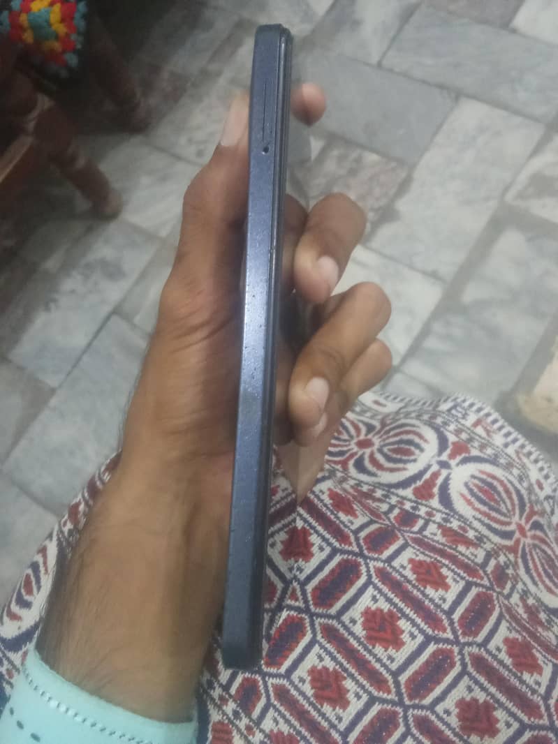 Infinix Smart 8 2