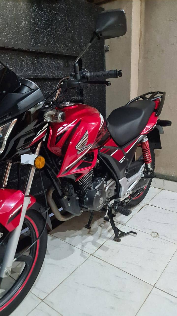 HONDA CB150F 1