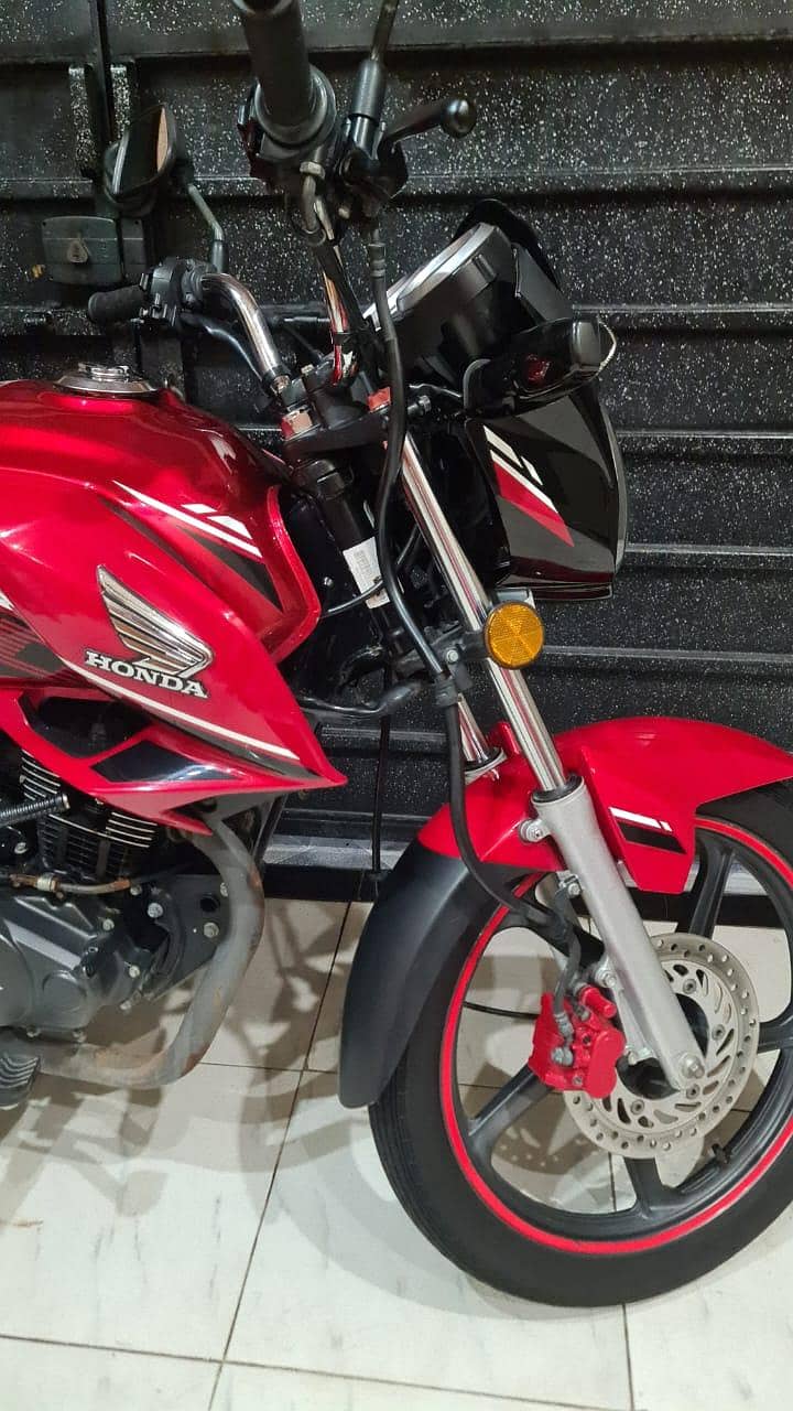 HONDA CB150F 7