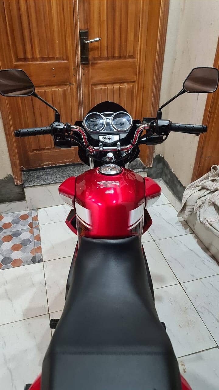 HONDA CB150F 8