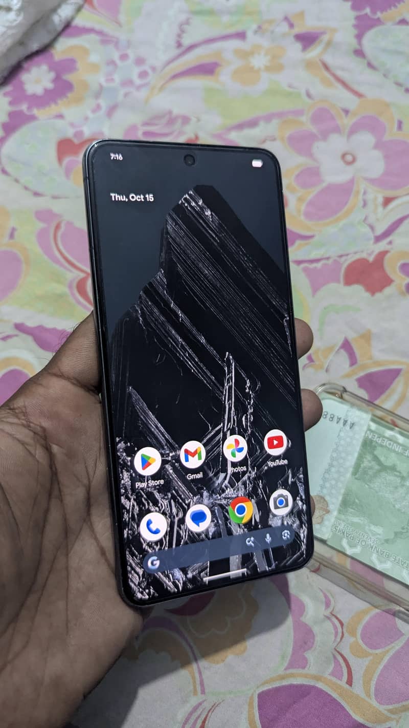 Google Pixel 8 Pro 2