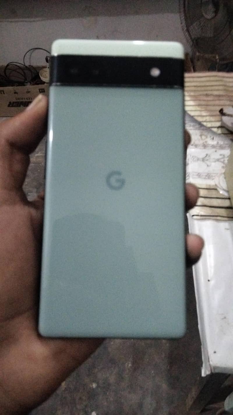 Google Pixel 6a 1