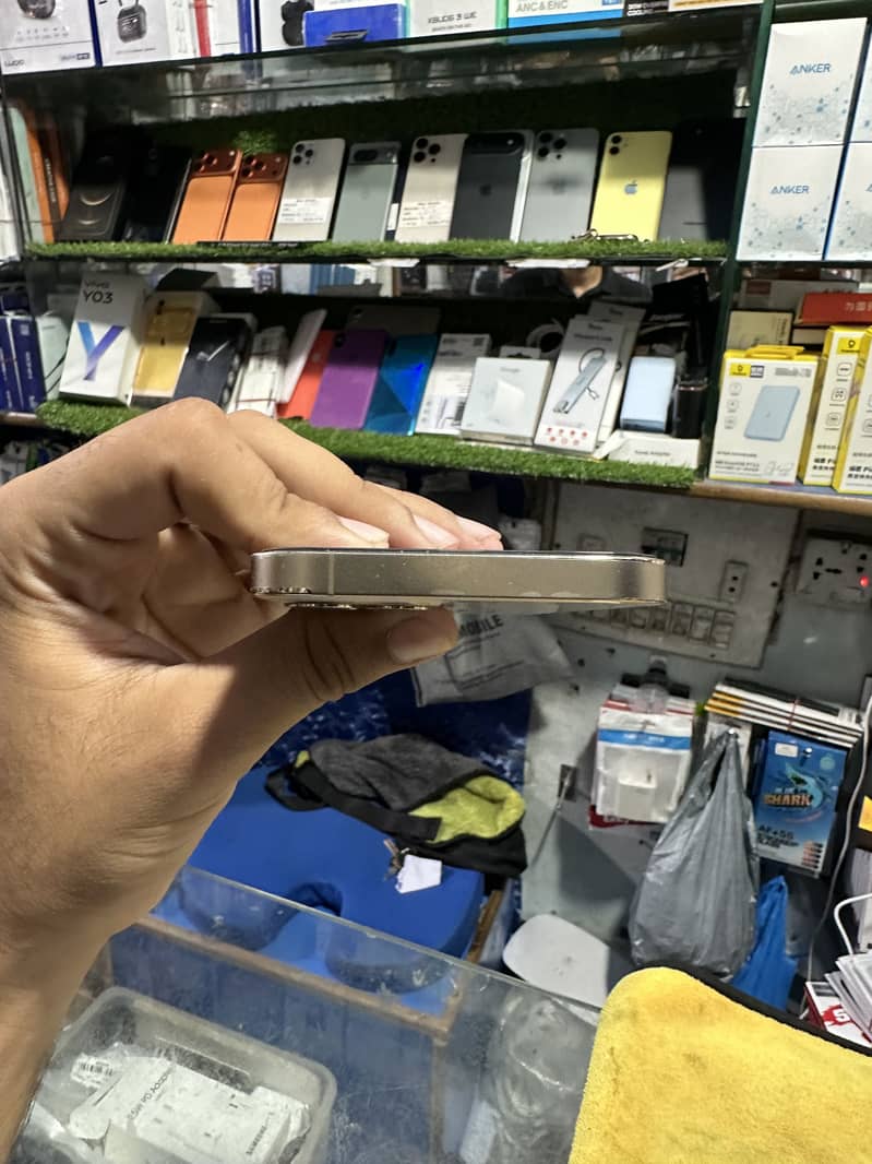 Apple iPhone 12 Pro 2
