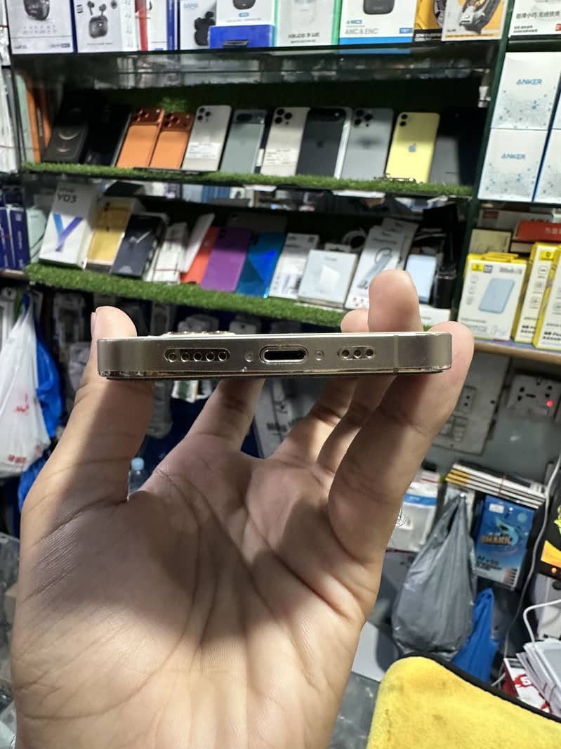 Apple iPhone 12 Pro 5
