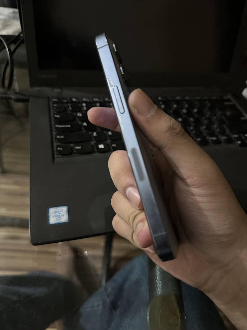 Apple iPhone 13 Pro 3