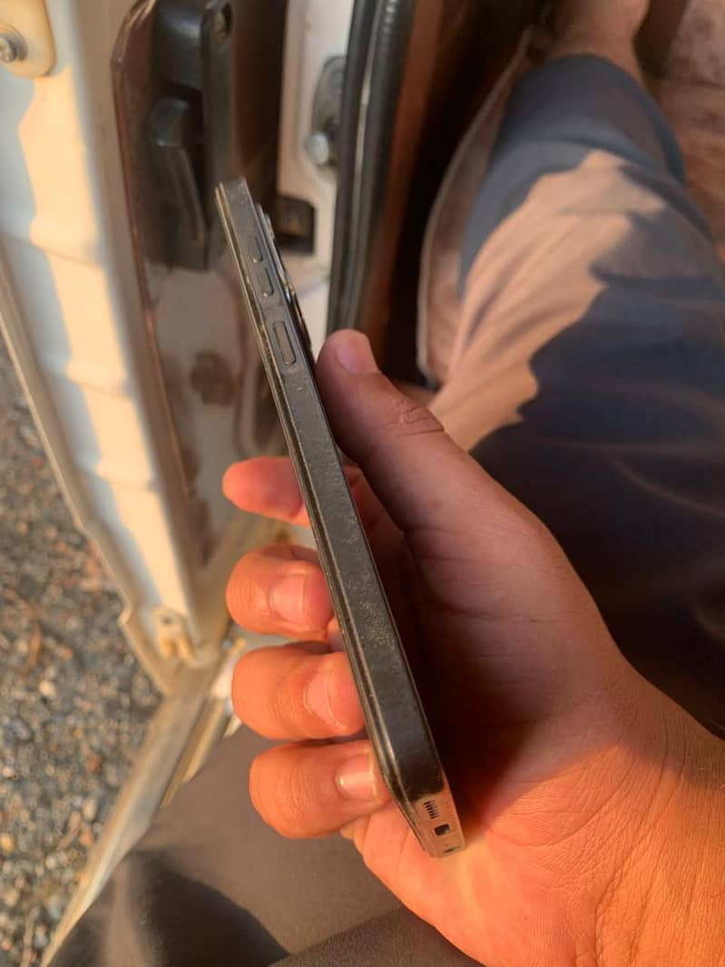 Tecno Spark 20 4