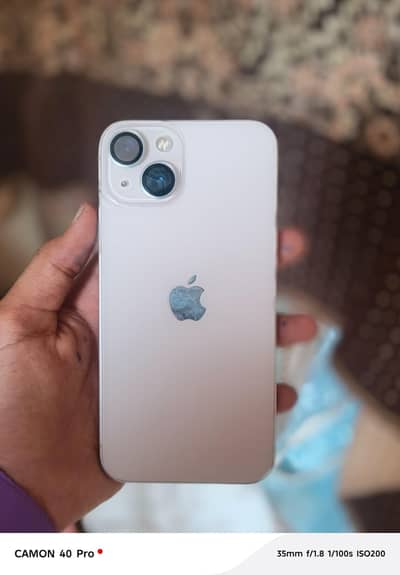 Apple iPhone 13