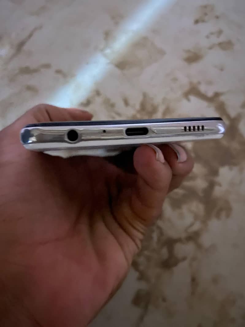 Samsung  A72 7