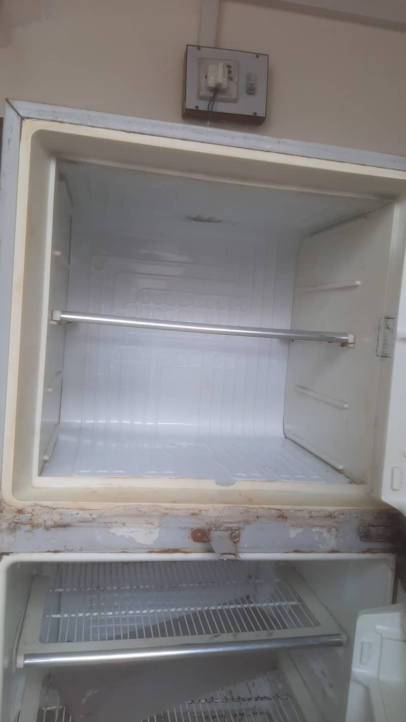 Refrigerator 3