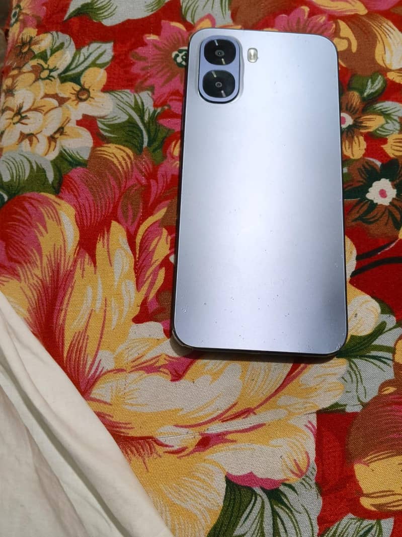 OPPO A6x 1