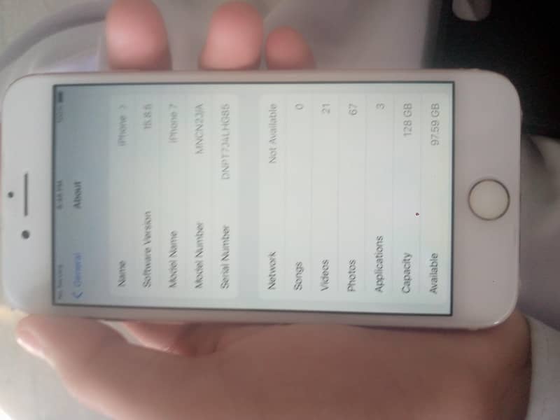Apple iPhone 7 2